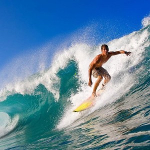 Kering|百场铸就传奇！凯恩里程碑之夜双响，助拜仁稳固王座