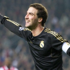 开云Kering-【2022中超总结之武汉长江】冰与火之歌 输给了命运